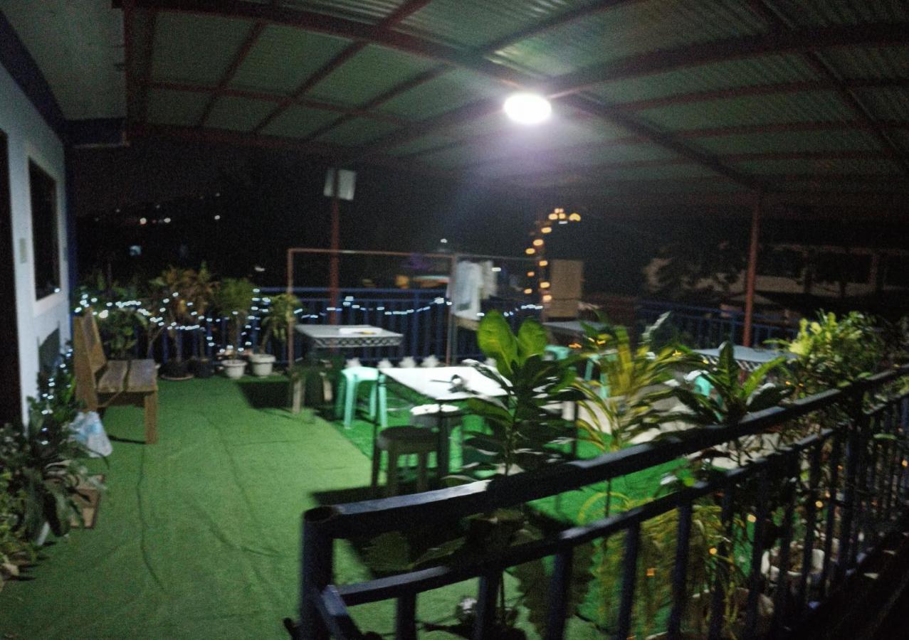 Marbeth Inn Coron Exterior foto